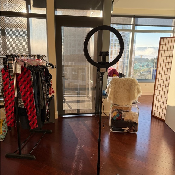 001.  Like this listing to be notified for my upcoming live shows! - Picture 5 of 16